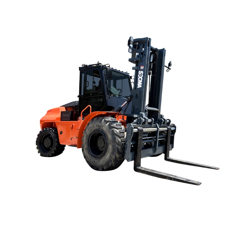 Chariot élévateur tout-terrain SOCMA 10 tonnes